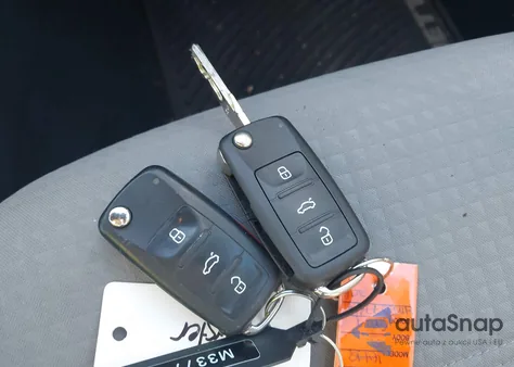 2017 Volkswagen Jetta 1.4T S из США, поврежденный, VIN 3VW167AJ9HM337744